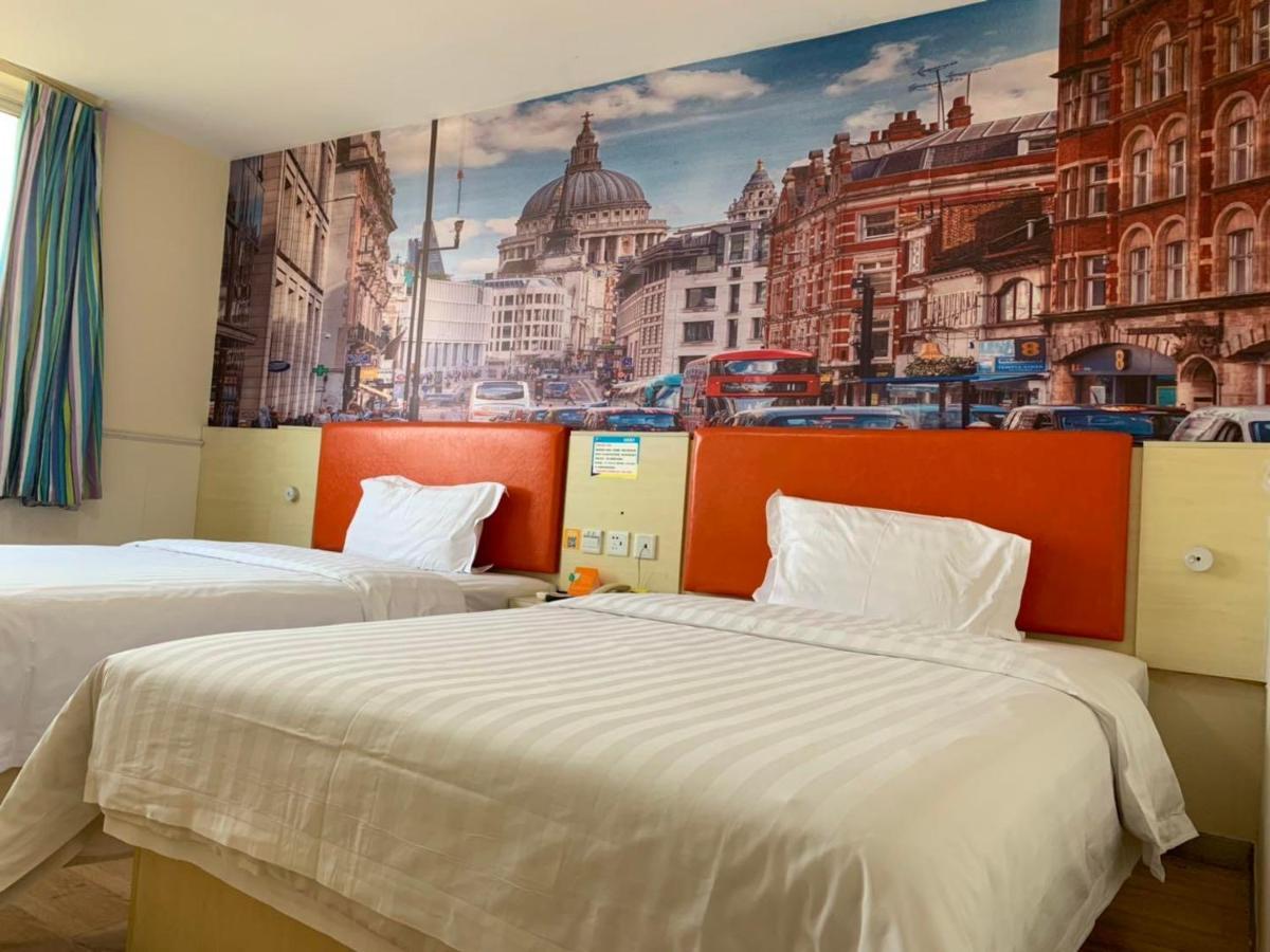 7Days Inn Chengdu North Railway Station No.2 Экстерьер фото